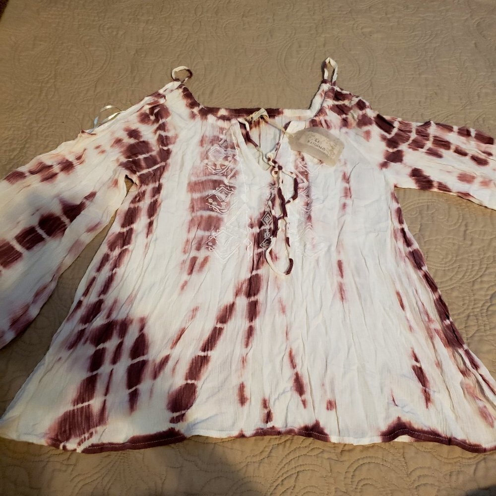 HYKU Tie Dye Cold Shoulder Belle Sleeve Top